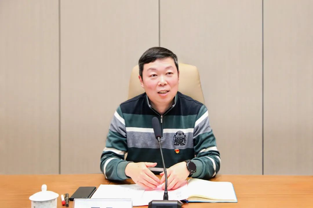 1737095447206624eVKw.jpg e57d1cbfdbe77806b04523bd85a1bb12.jpg